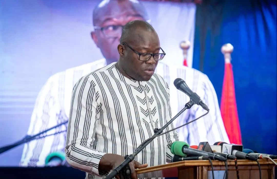 1727146560120876.jpg 2.jpg